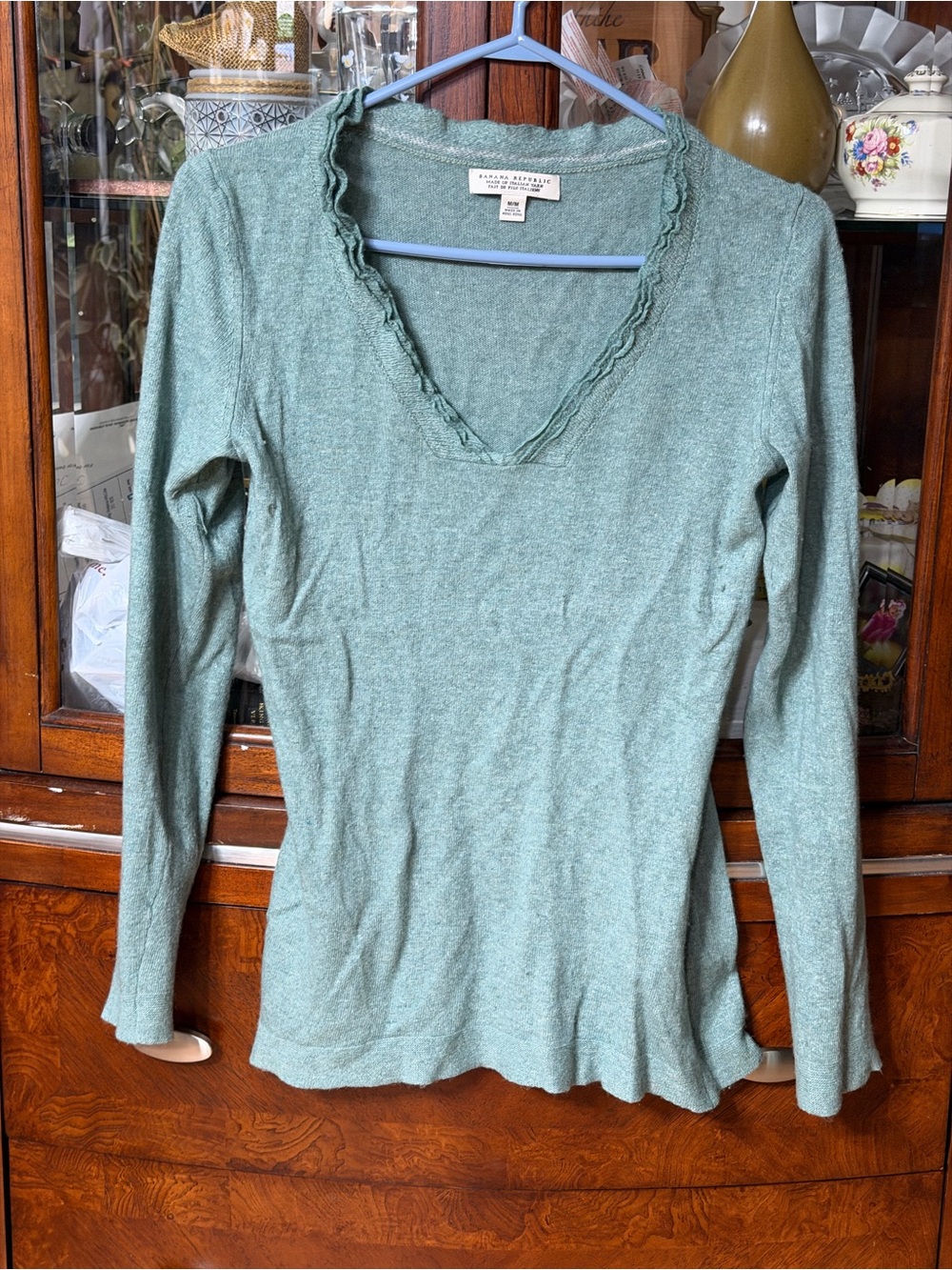 Banana Republic Women M Green Wool Cashmere Blend V Neck Long Sleeve Sweater